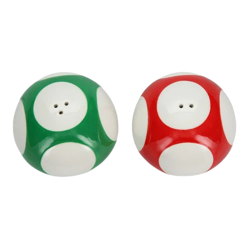 Super Mario - Mushroom Salt and Pepper Shakers - Image 2